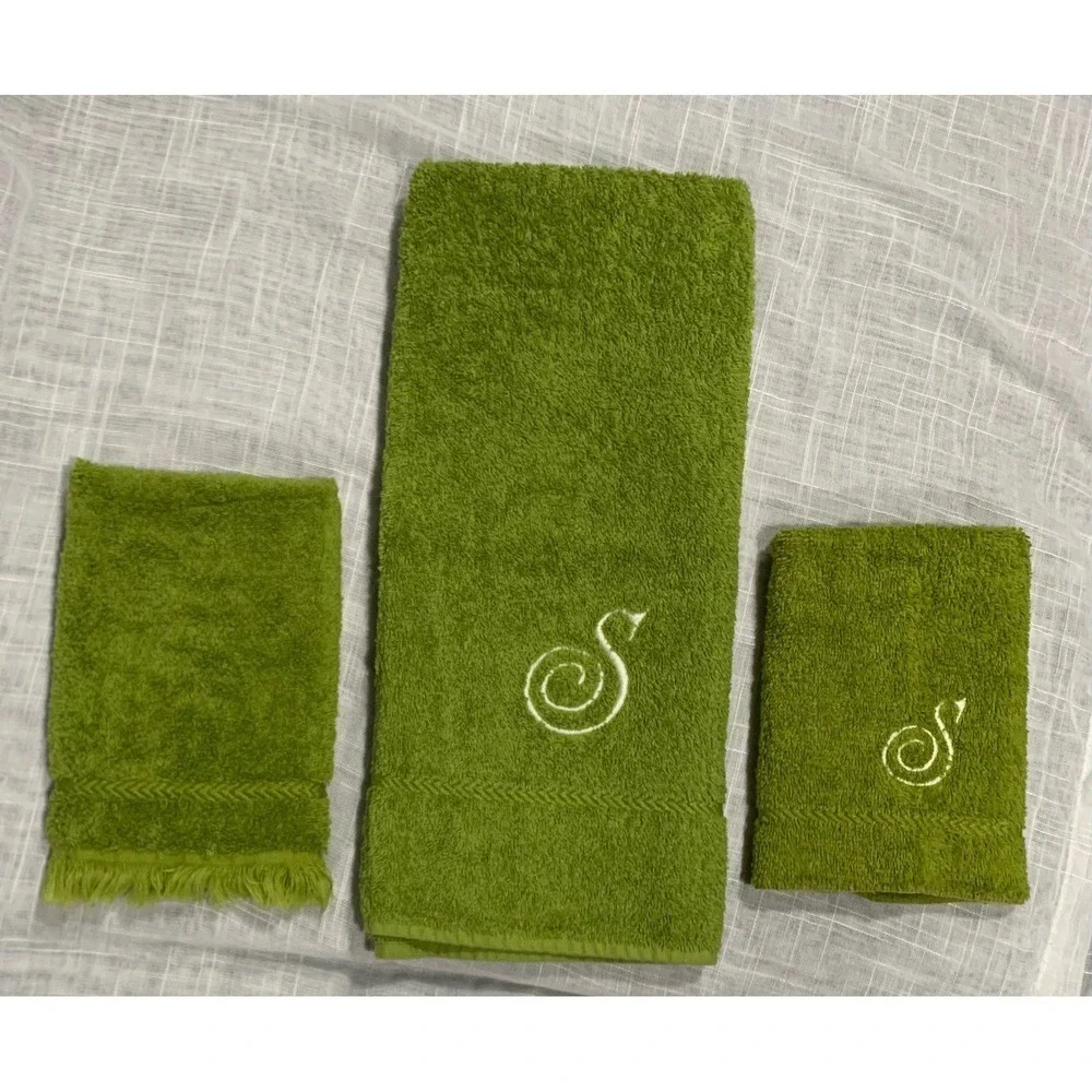Martex Luxor Cottage Vintage Green Monogram 
